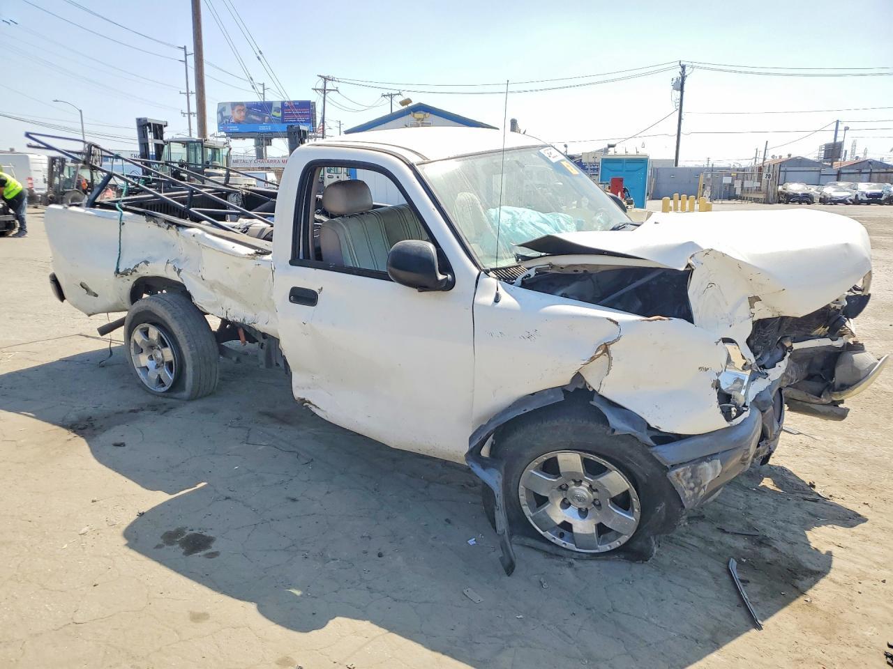 2001 Toyota Tundra Base - Фото 4