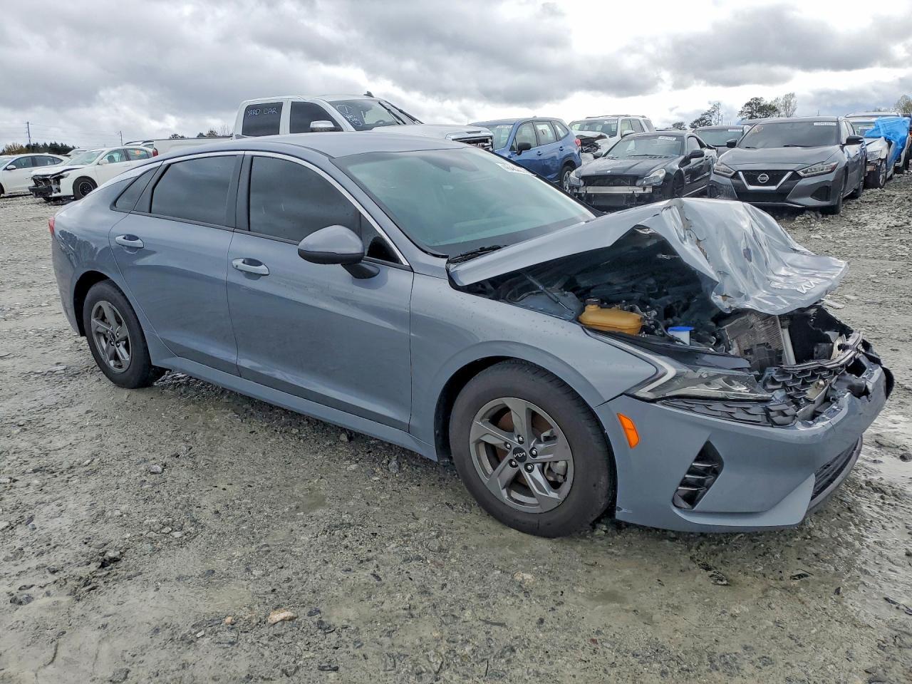 2023 Kia K5 Lxs - Image 4