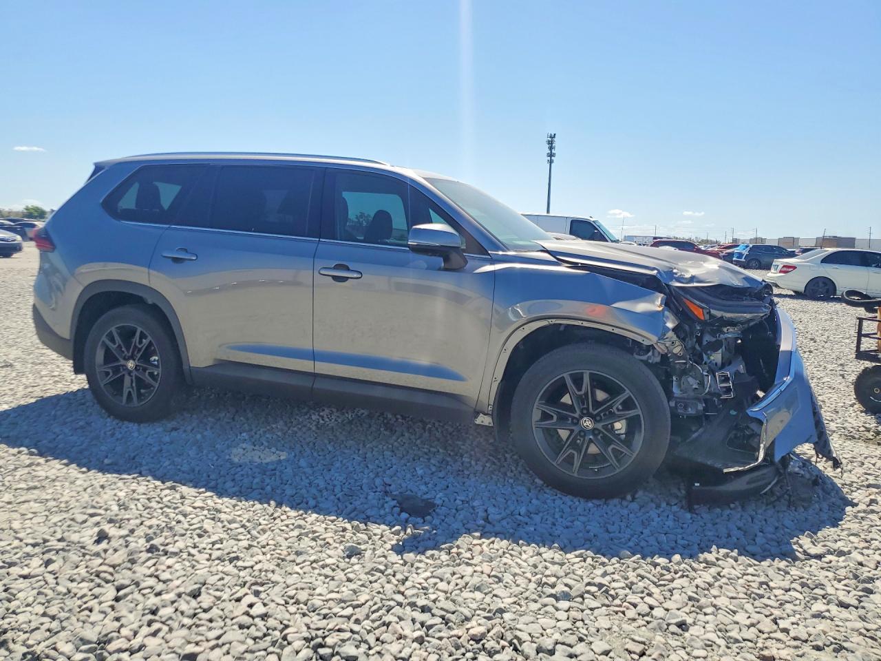 2025 Toyota Grand Highlander Platinum - Фото 4