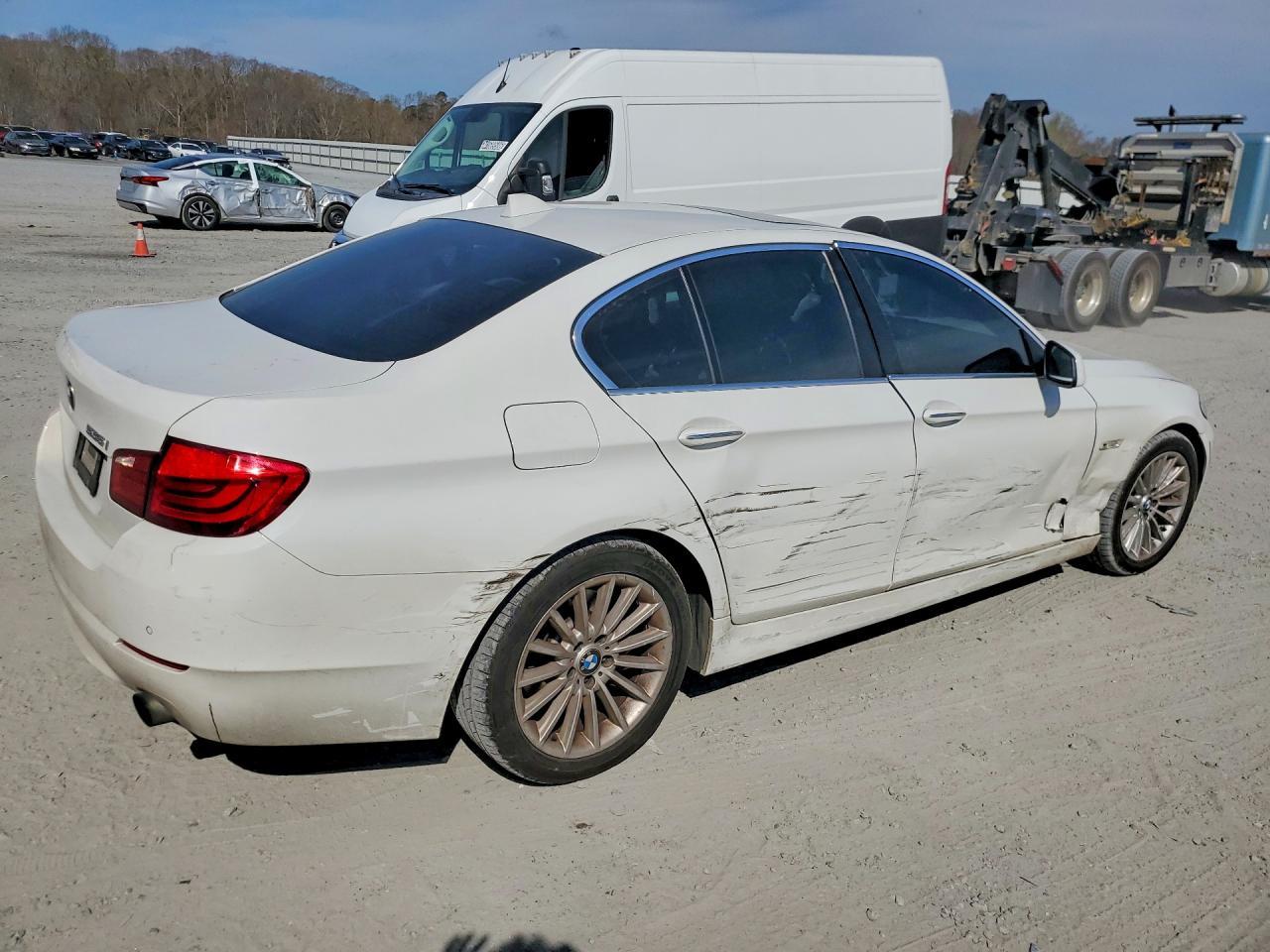 2013 BMW 535 I - Фото 3