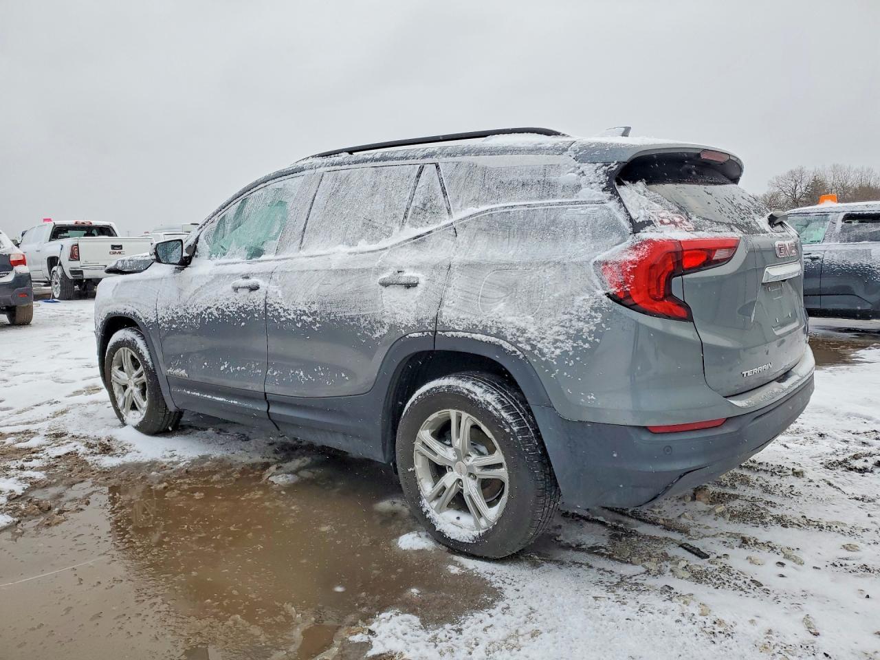 2020 GMC Terrain Sle - Image 2