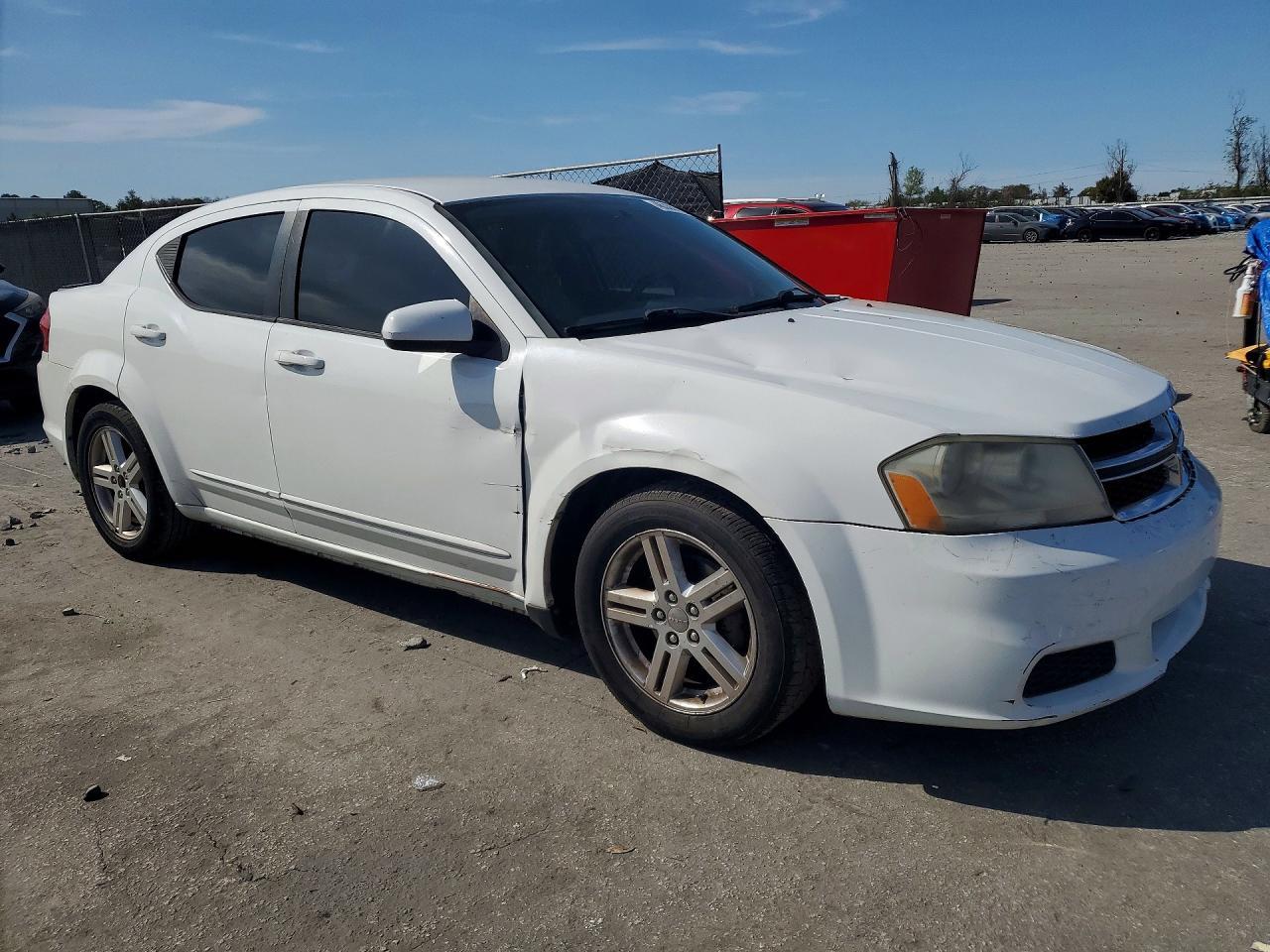 2012 Dodge Avenger Sxt - Фото 4