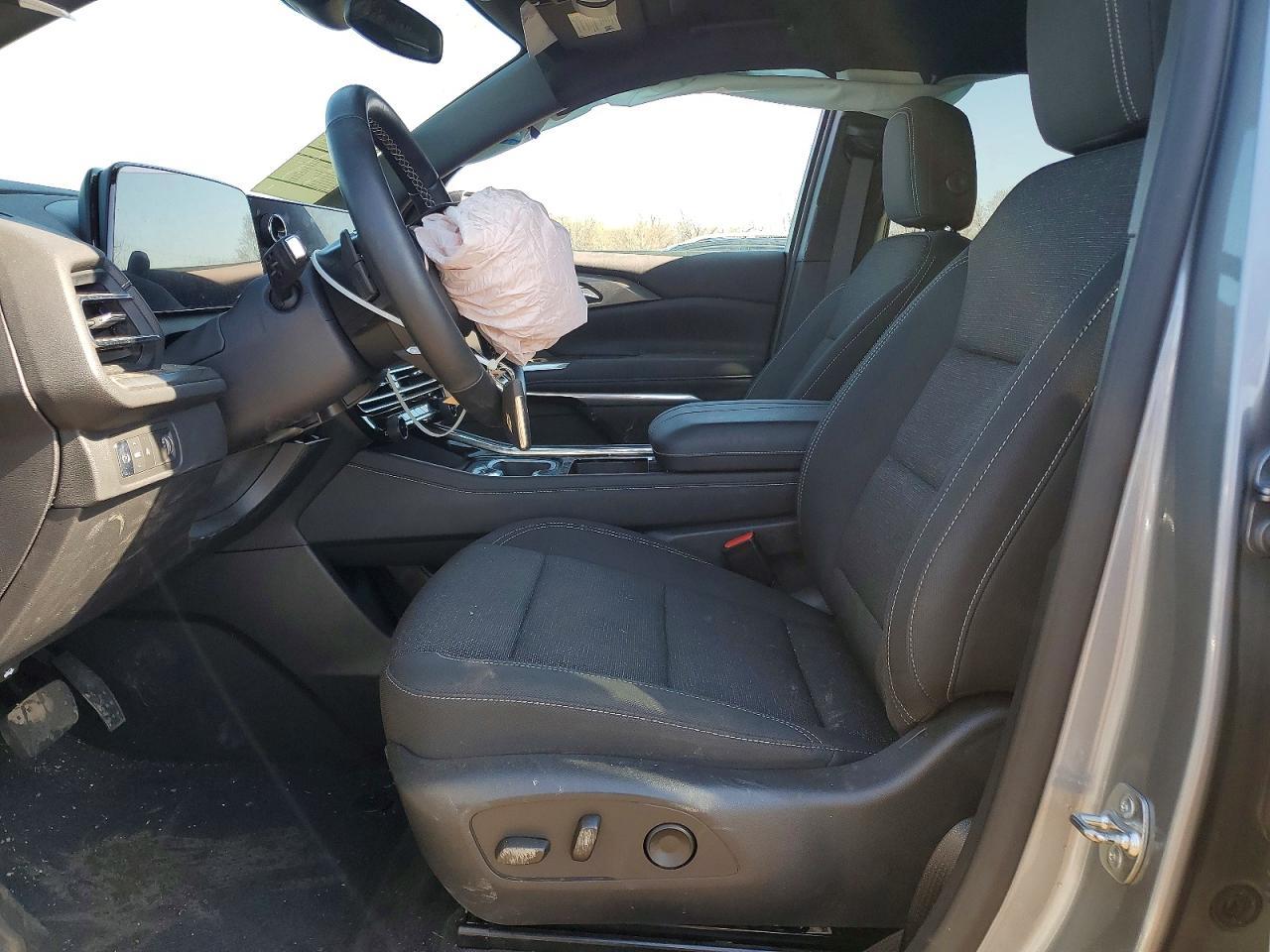 2025 Chevrolet Traverse Lt - Фото 7