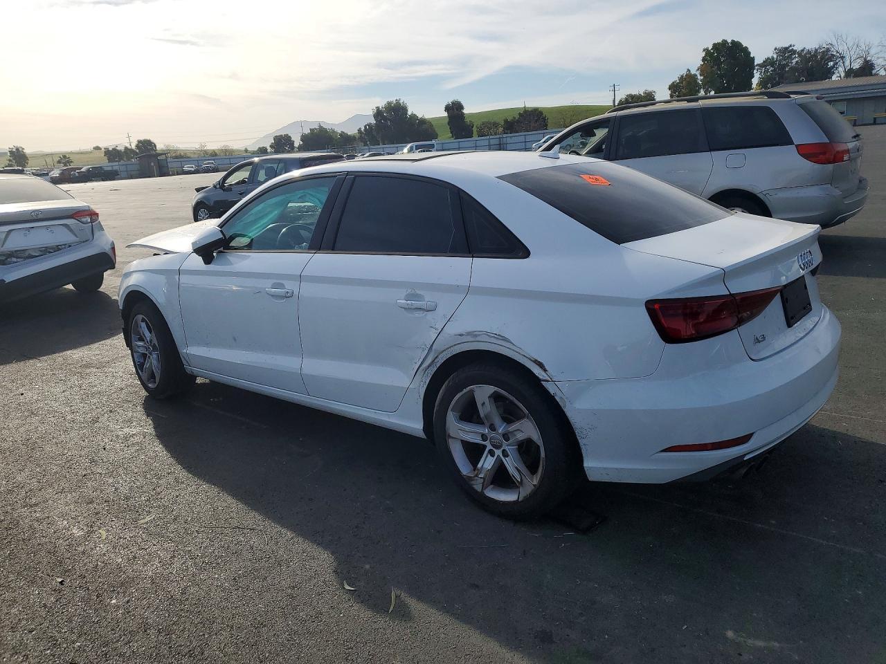 2017 Audi A3 2.0 - Фото 2