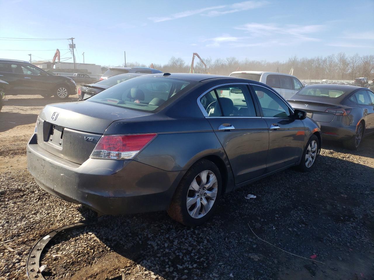 2012 Honda Accord - Фото 3