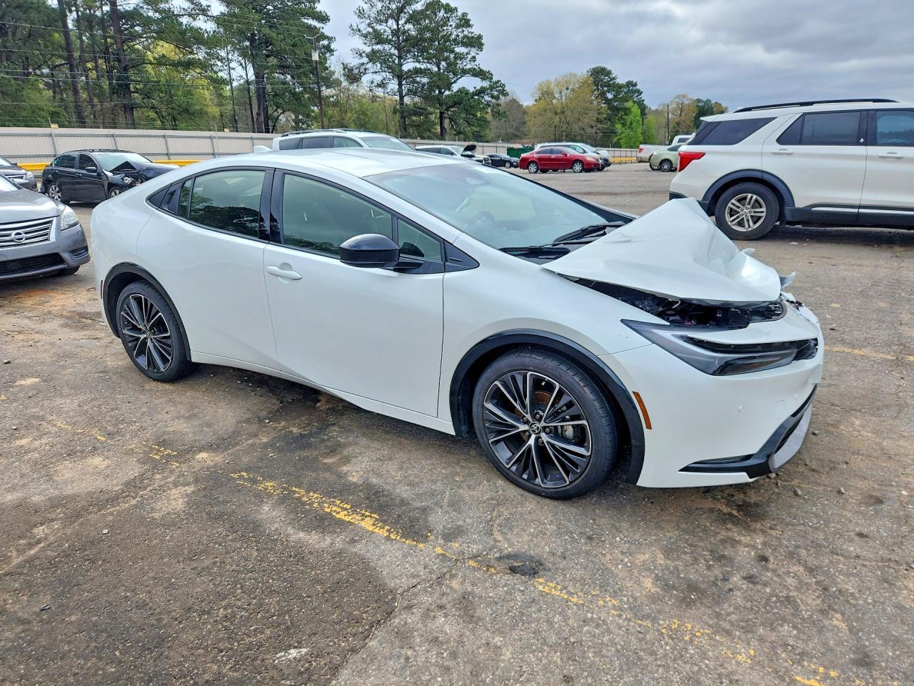 2025 Toyota Prius Xle - Image 4