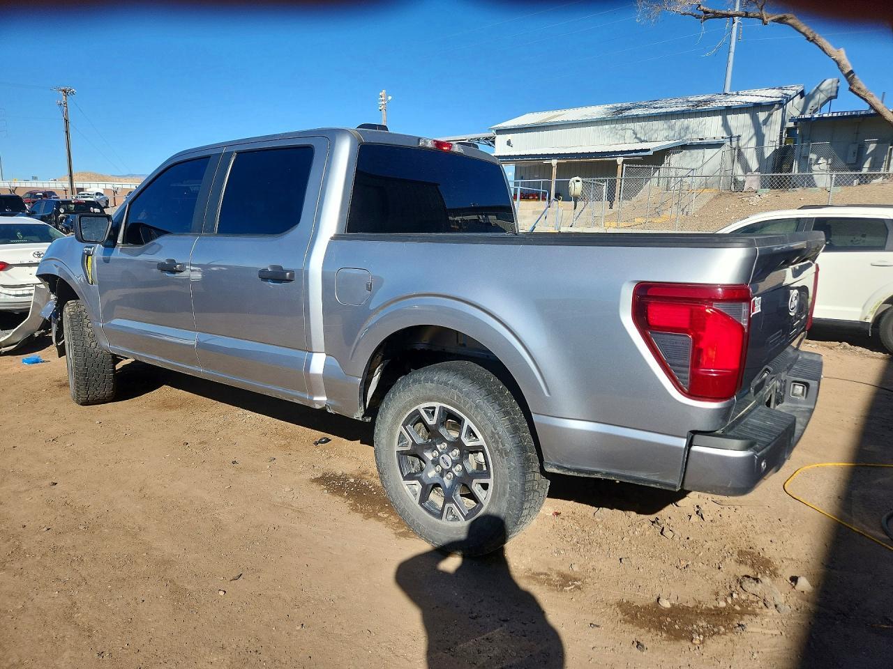 2024 Ford F150 Stx - Фото 2