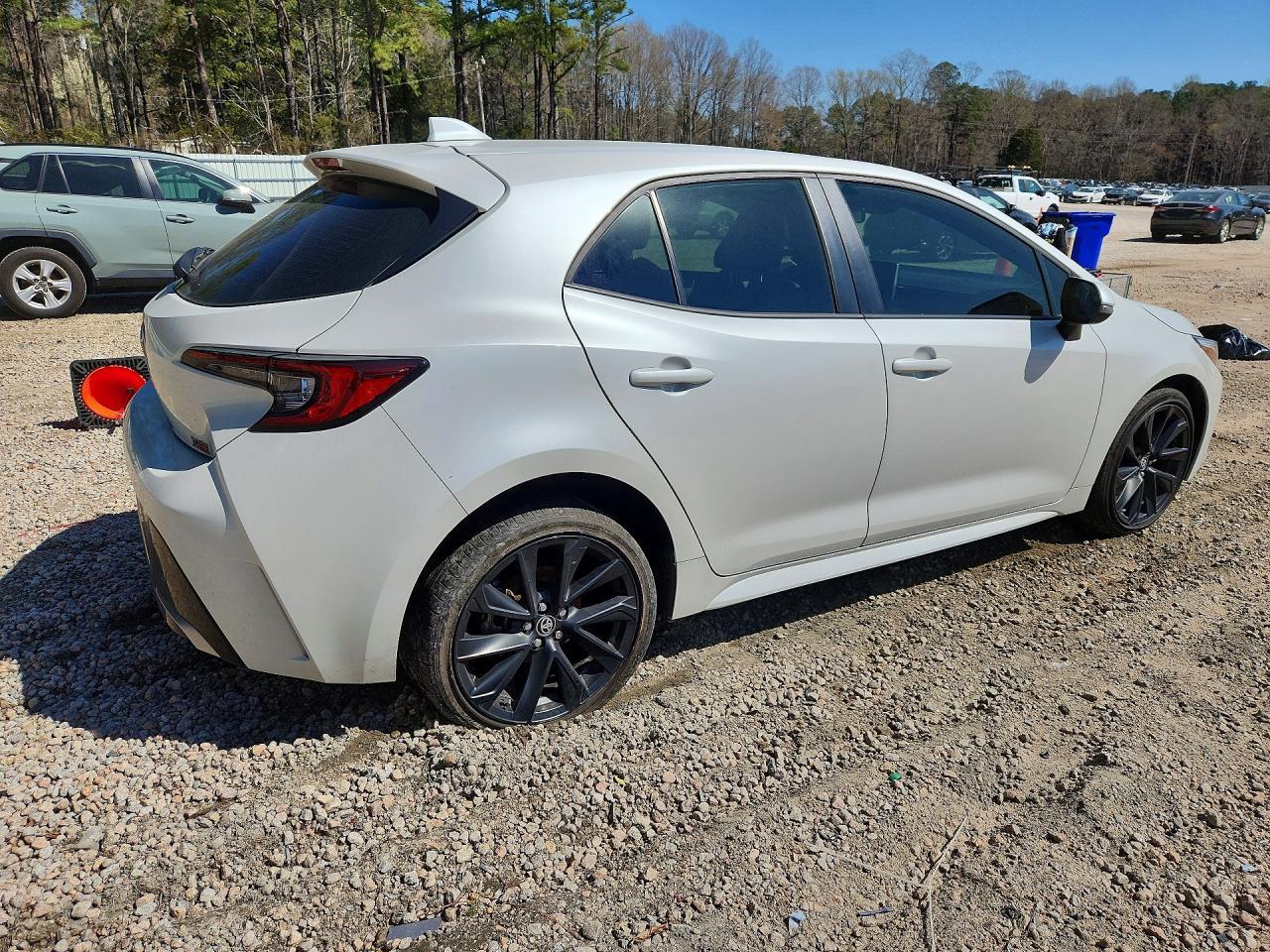 2024 Toyota Corolla Hatchback Xse - Image 3