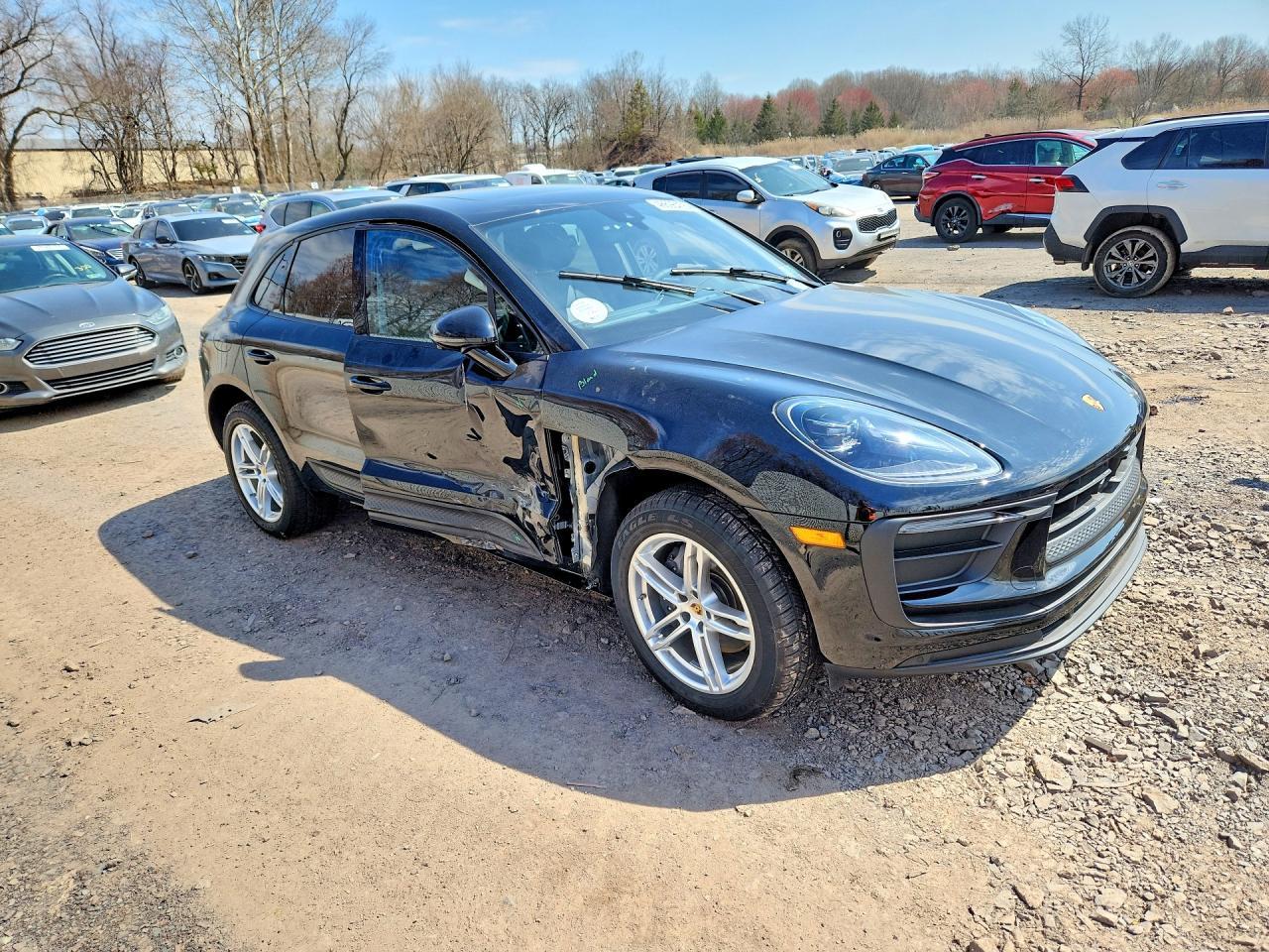 2026 Porsche Macan Base - Image 4
