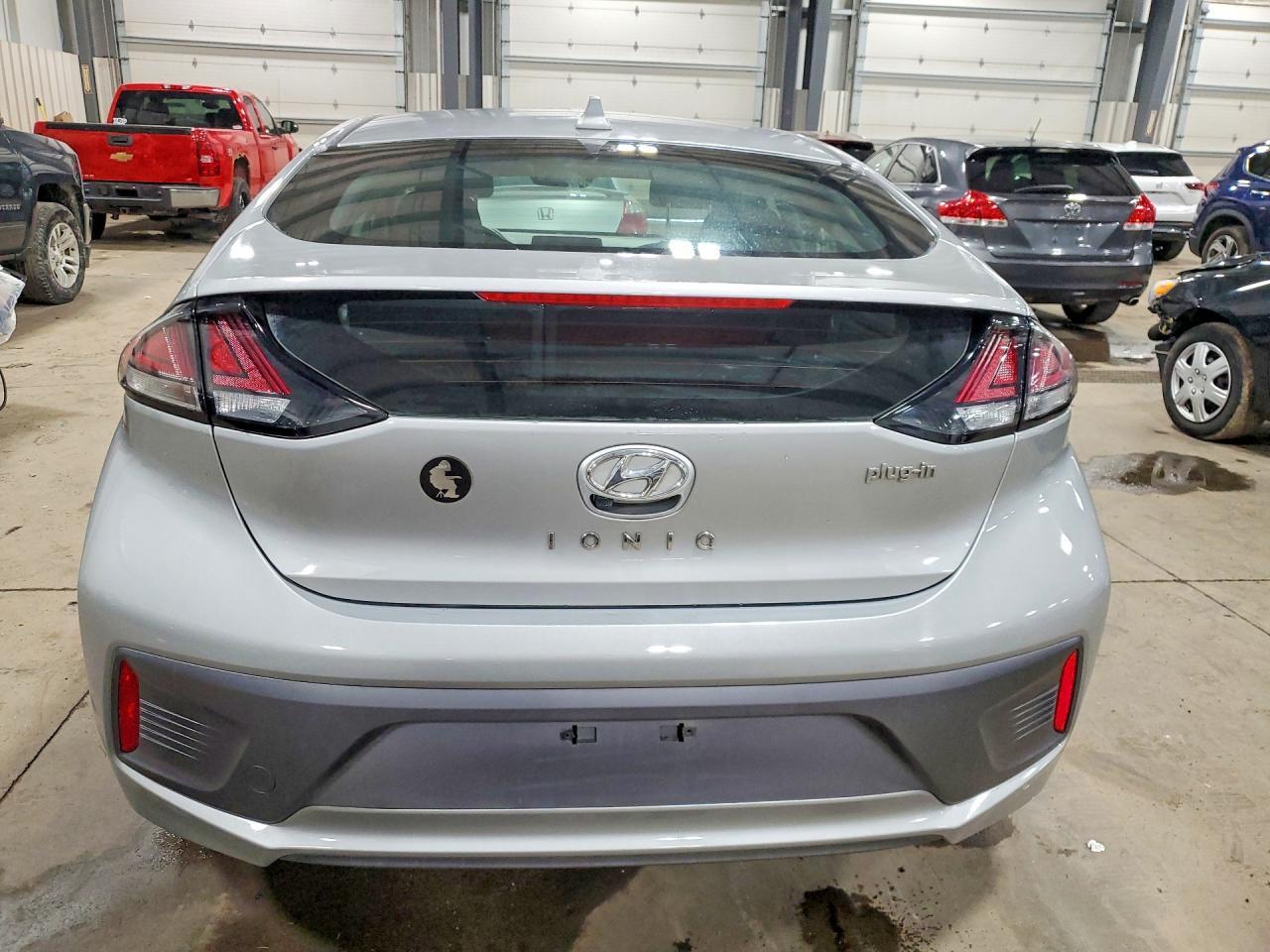 2020 Hyundai Ioniq Plug-In Hybrid Sel - Фото 6
