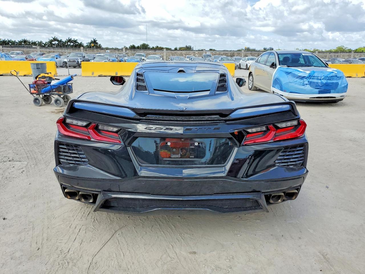 2023 Chevrolet Corvette Stingray 2Lt - Фото 6