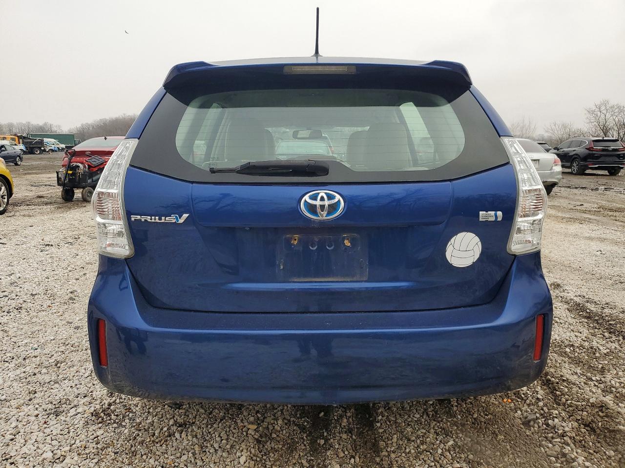 2013 Toyota Prius V Five - Фото 6