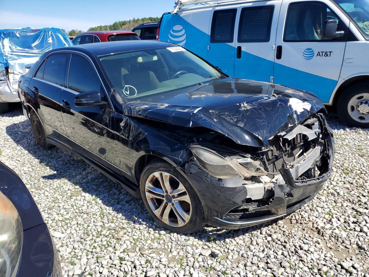 2011 Mercedes-Benz E 350 4Matic - Фото 4