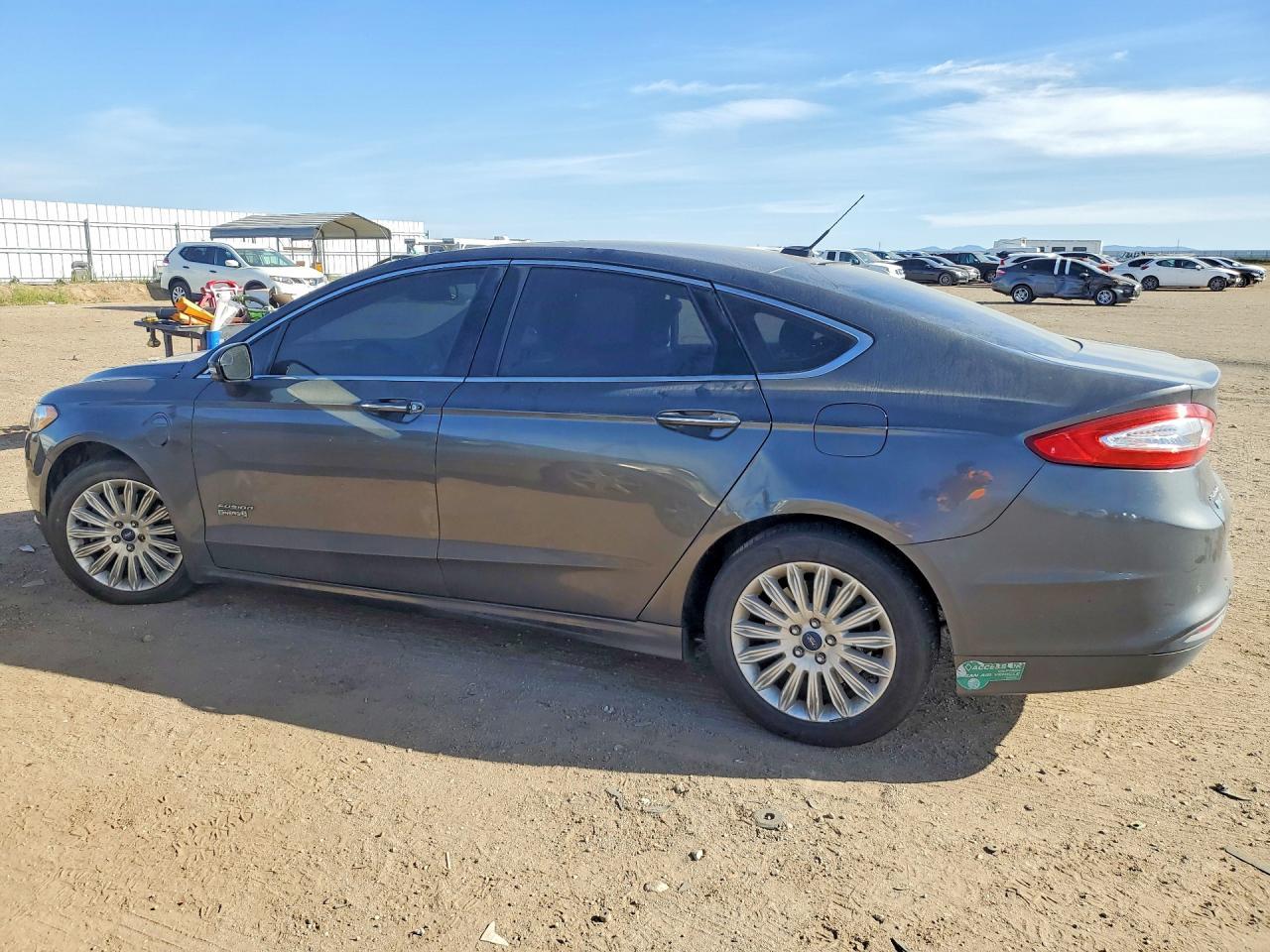 2016 Ford Fusion Se Phev - Image 2