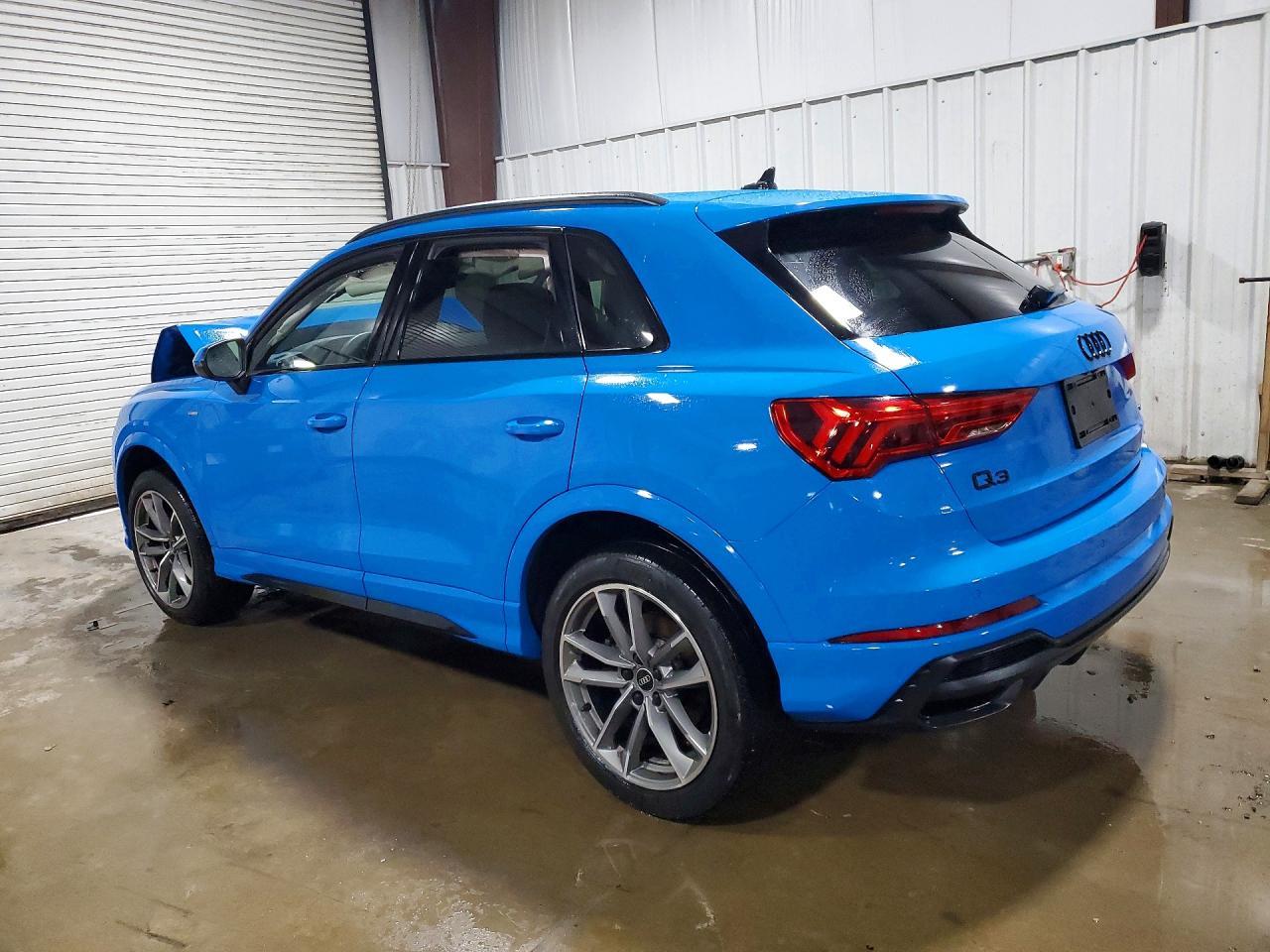 2023 Audi Q3 Premium S Line 45 - Фото 2