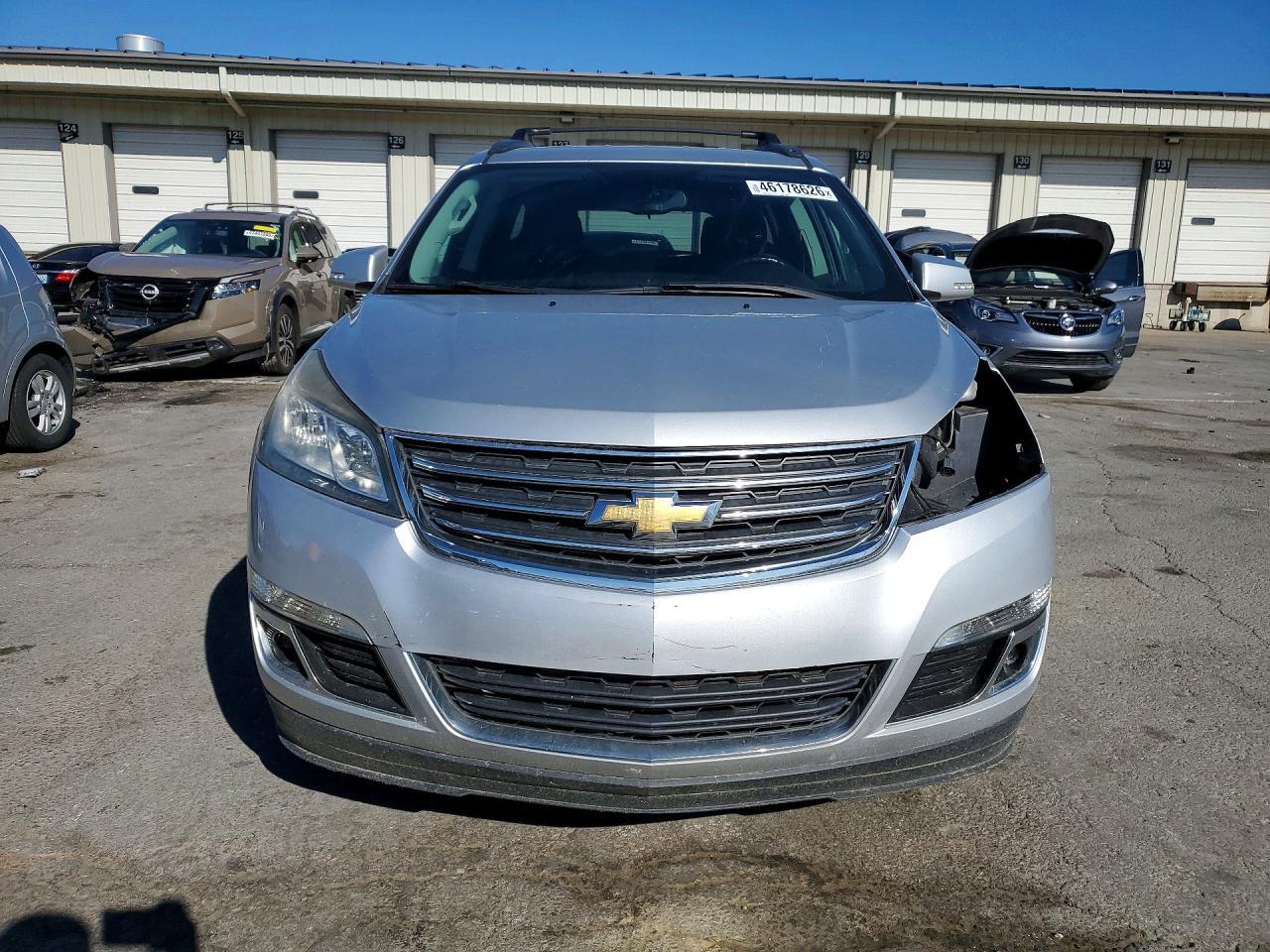 2017 Chevrolet Traverse Lt - Image 5