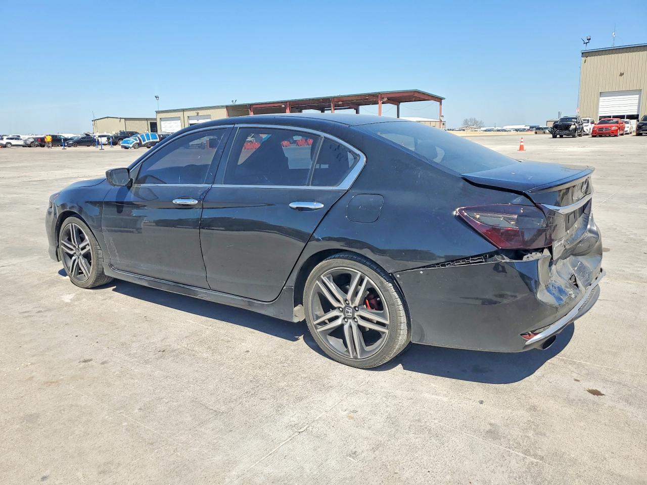 2017 Honda Accord Sport - Фото 2