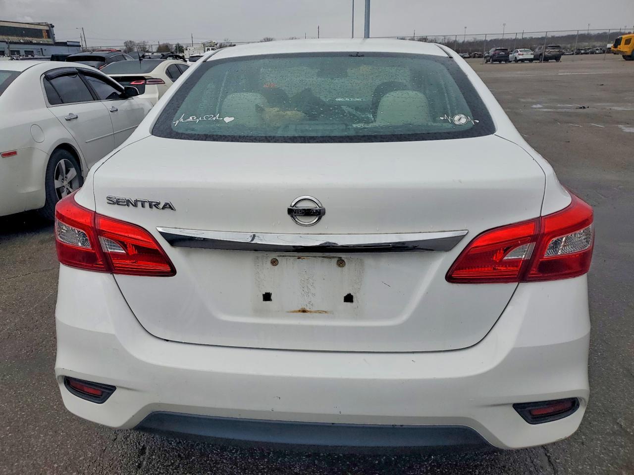 2017 Nissan Sentra S - Image 6