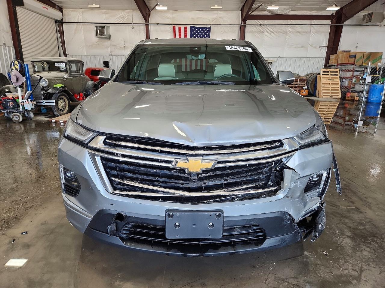 2023 Chevrolet Traverse Premier - Фото 5