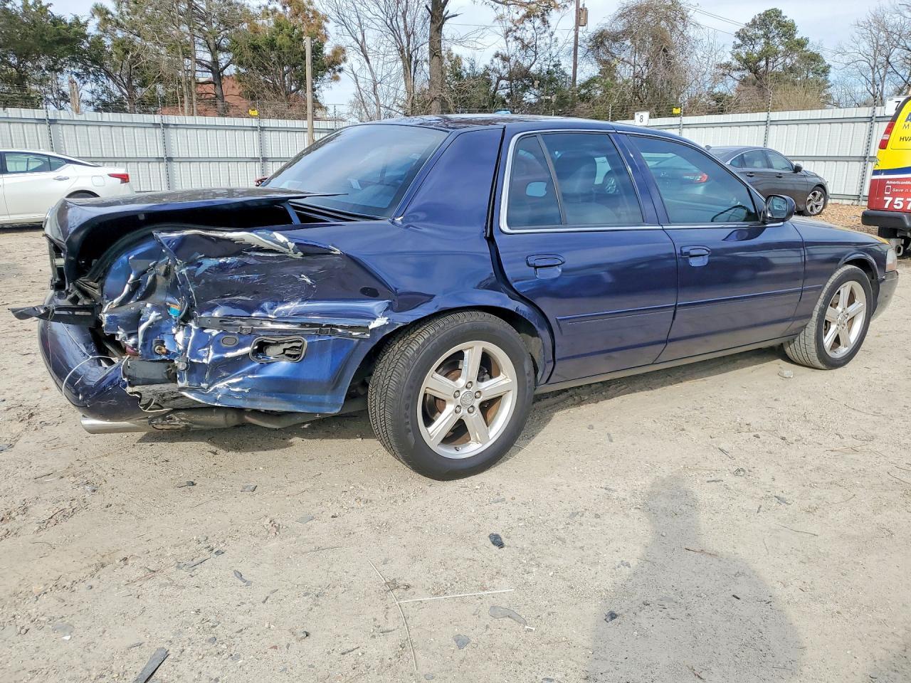 2003 Mercury Marauder - Фото 3