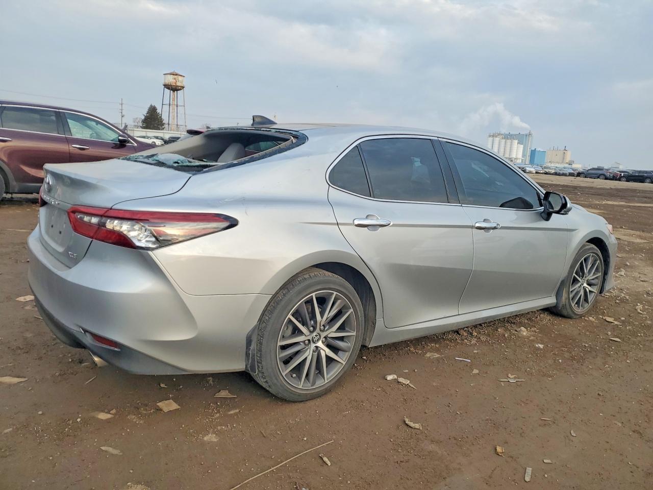 2023 Toyota Camry Xle - Image 3