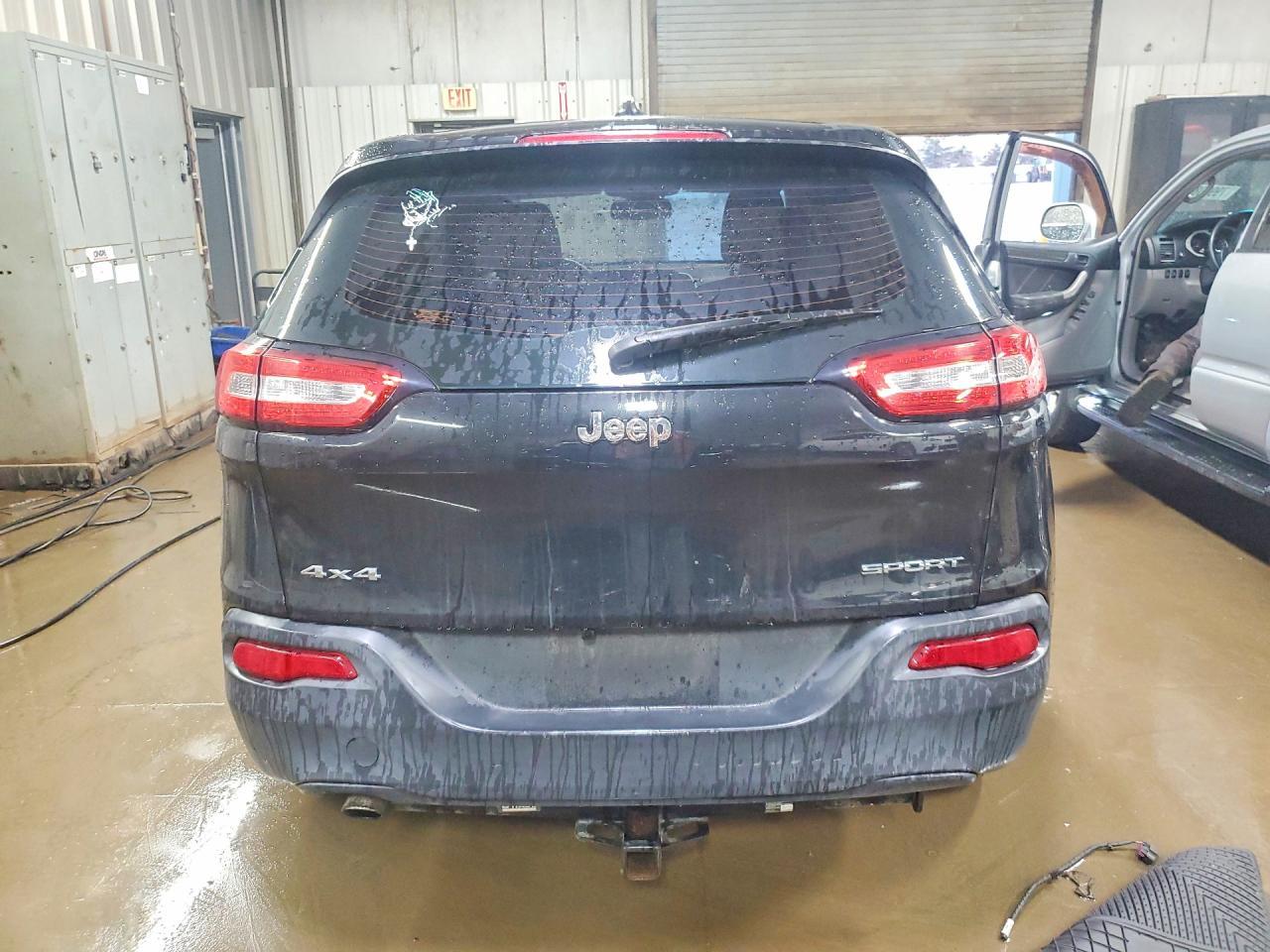 2014 Jeep Cherokee Sport - Фото 6