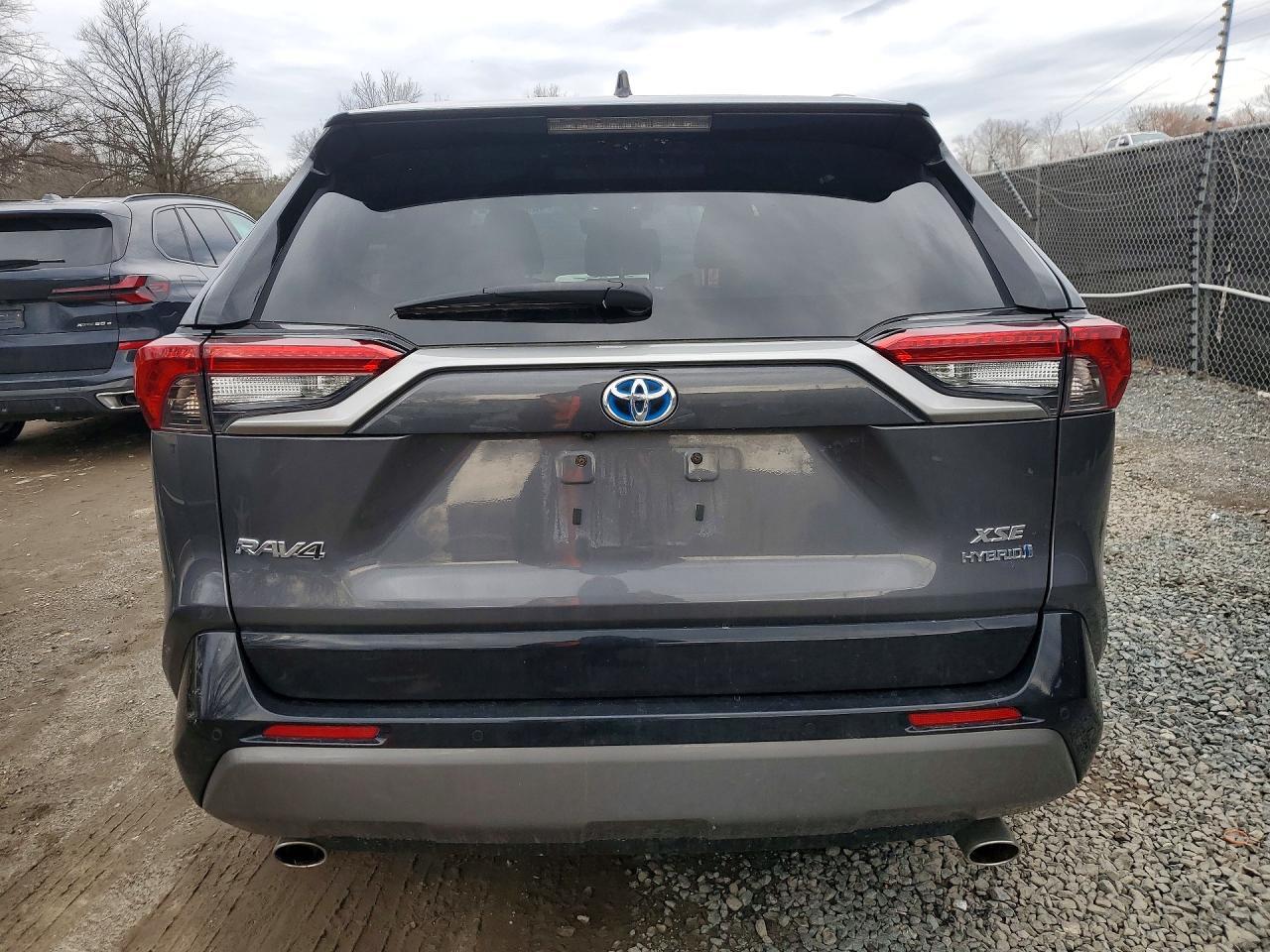 2021 Toyota Rav4 Hybrid Xse - Фото 6
