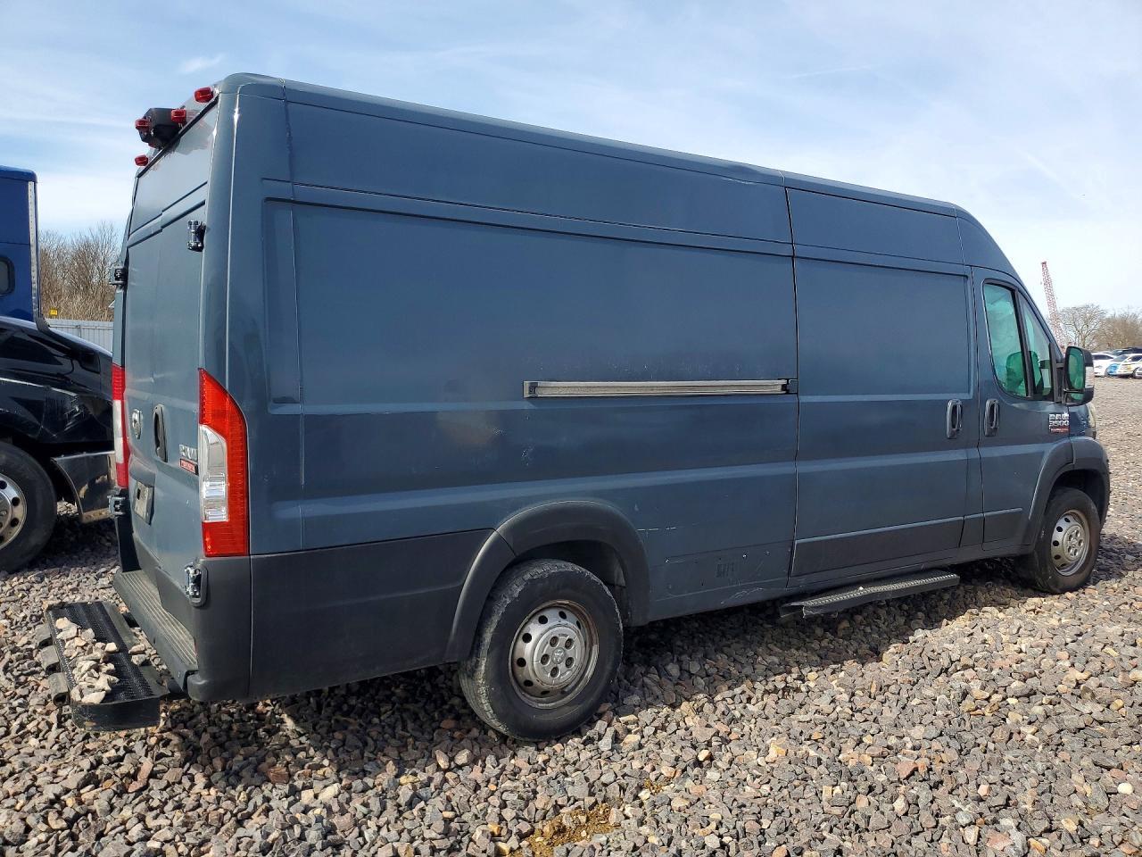 2019 Ram Promaster 3500 Delivery Van - Фото 3