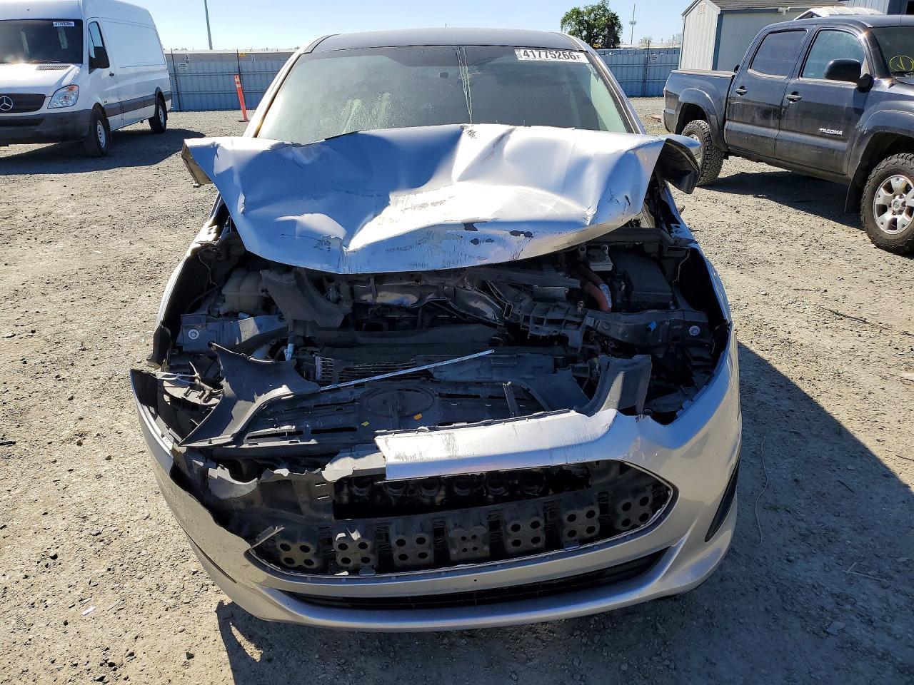 2013 Ford C-Max Se - Фото 5