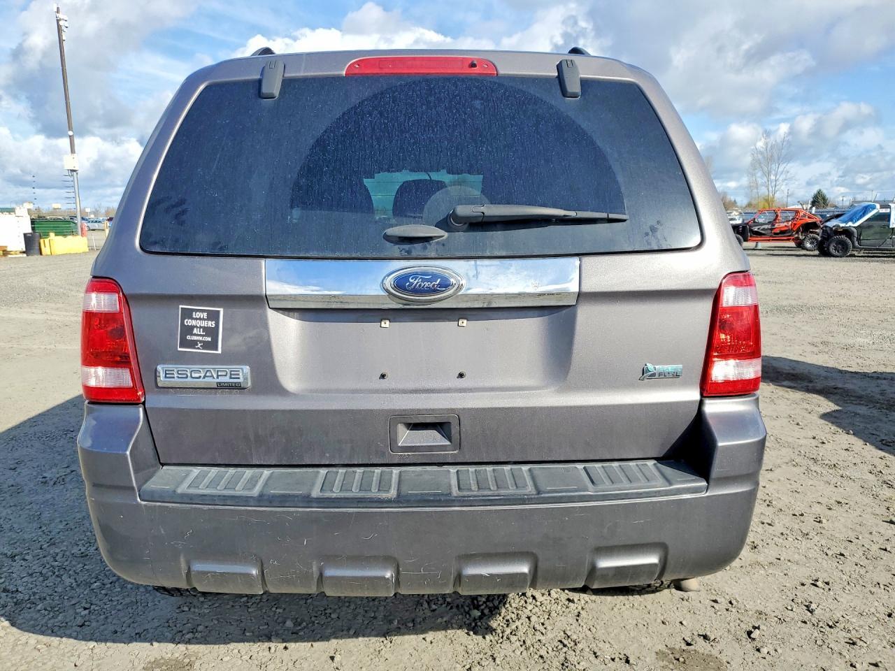 2012 Ford Escape Limited - Image 6