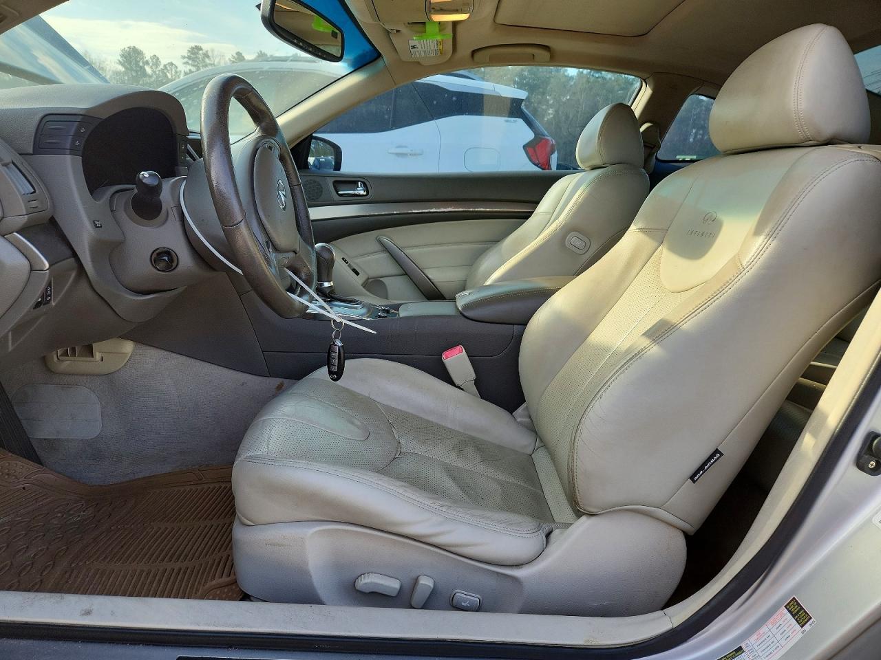 2011 Infiniti G37 Coupe Base - Image 7