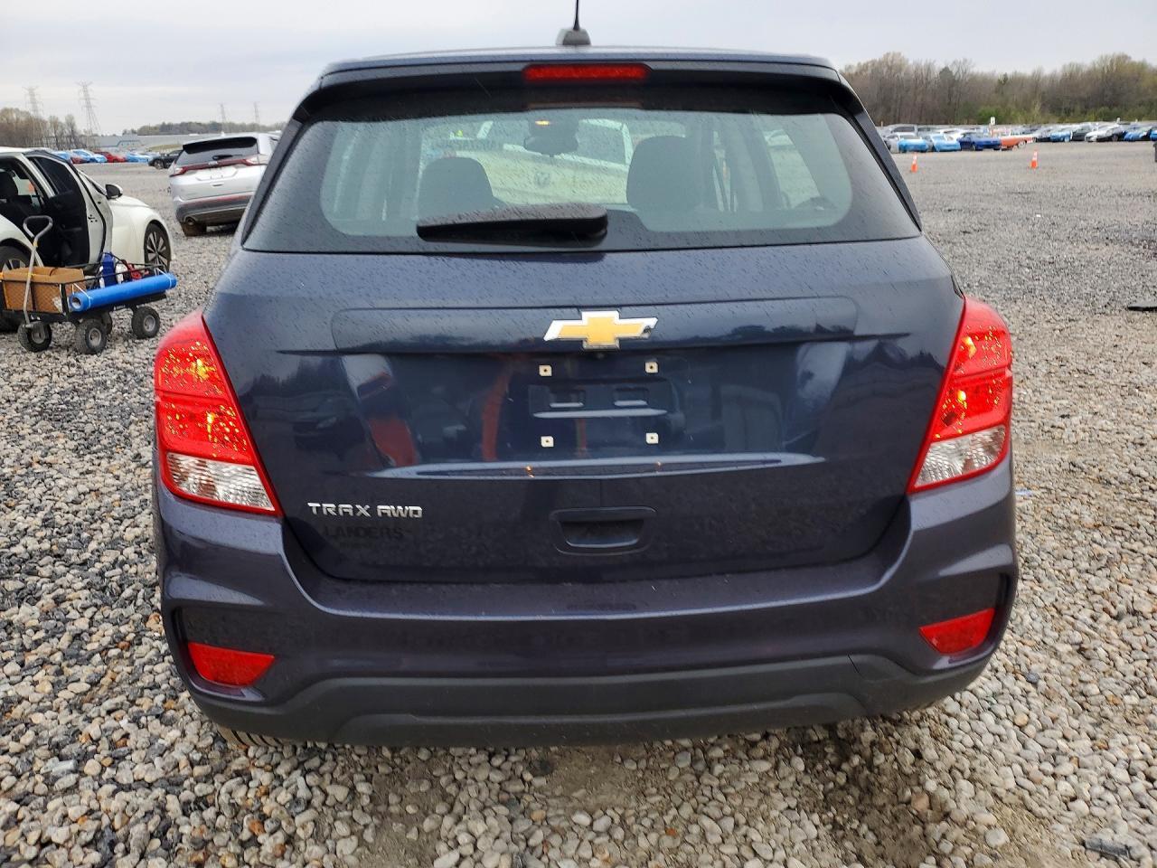 2018 Chevrolet Trax Ls - Image 6