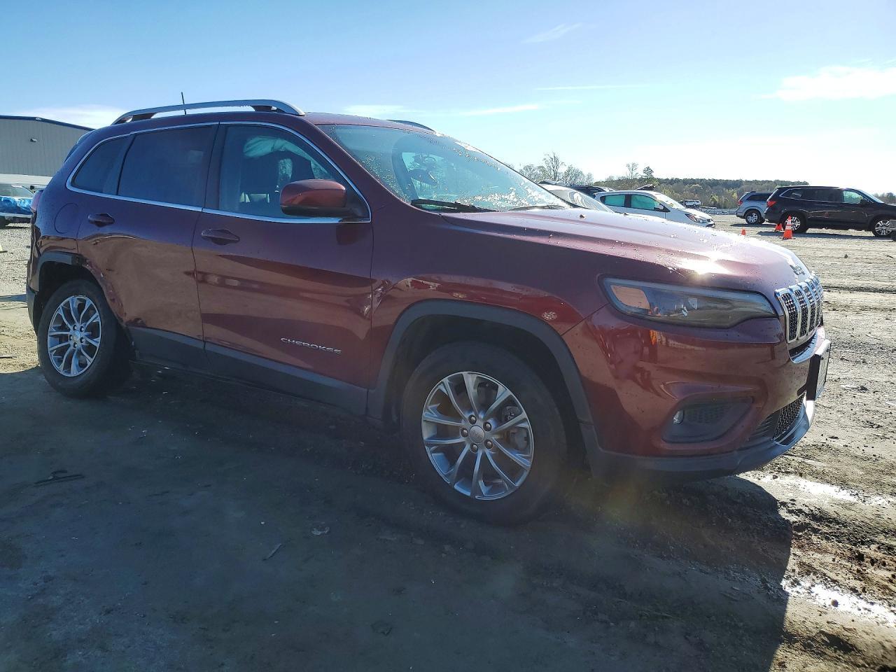 2019 Jeep Cherokee Latitude Plus - Image 4