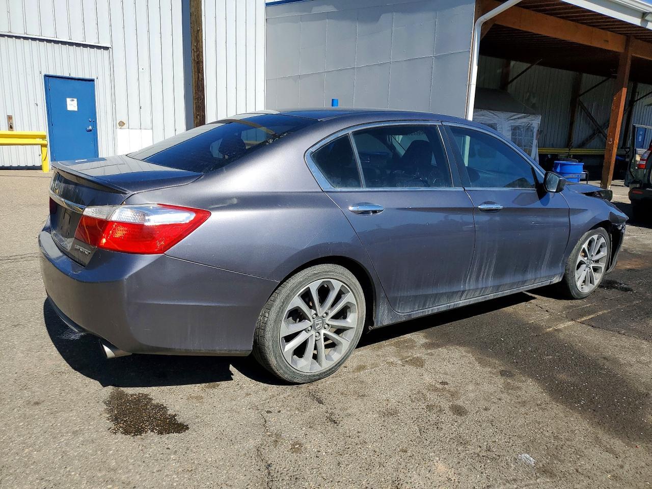 2014 Honda Accord Sport - Image 3