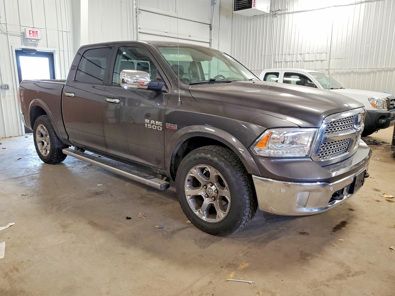 2017 Ram 1500 Laramie - Image 4