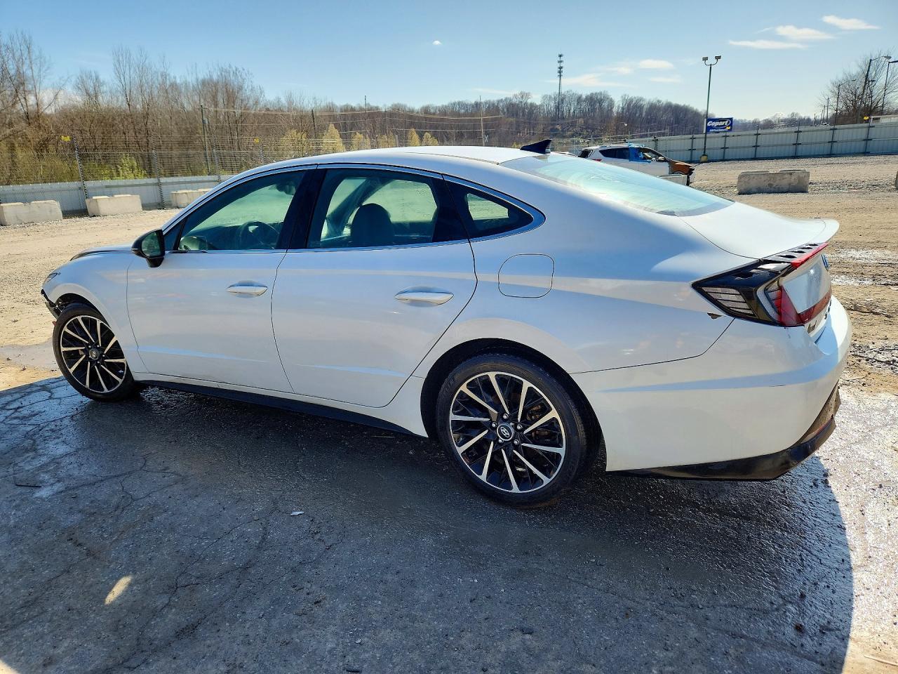 2020 Hyundai Sonata Sel Plus - Image 2