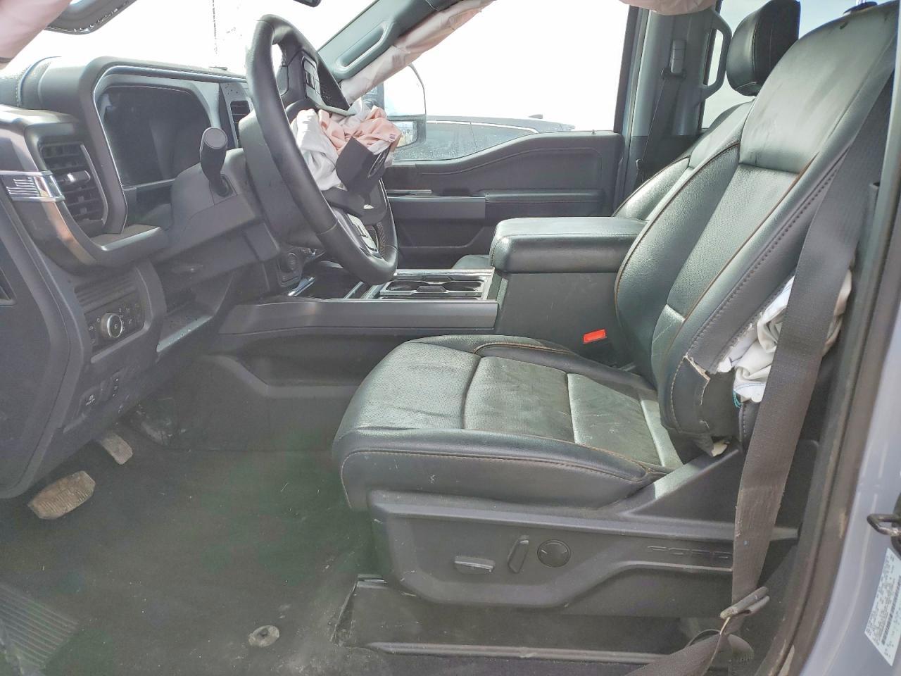 2025 Ford F350 Super Duty - Image 7