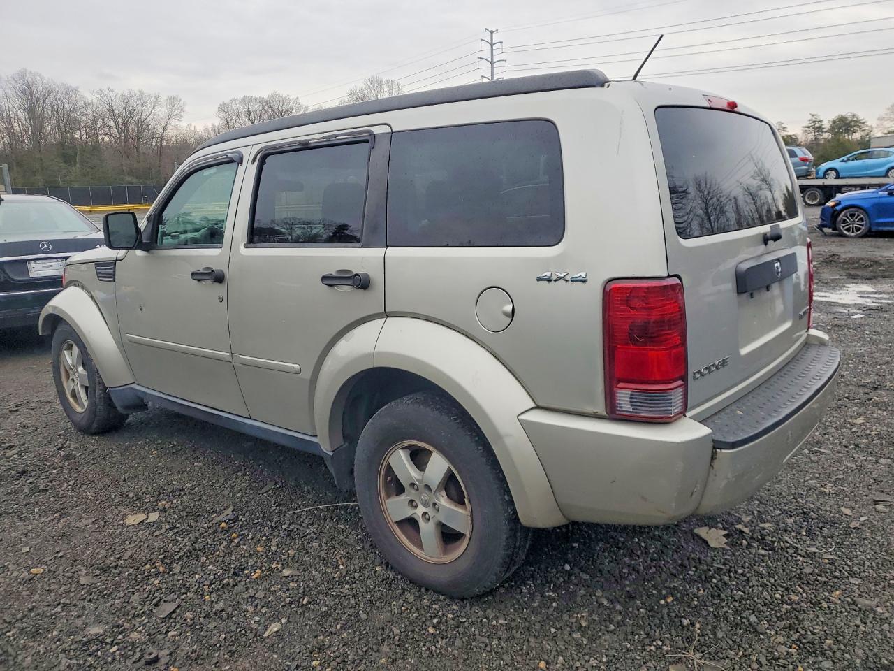 2009 Dodge Nitro Se - Фото 2
