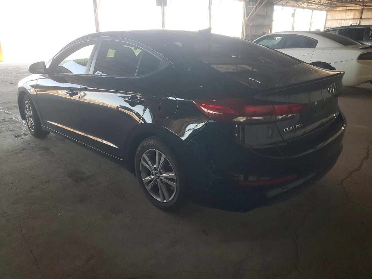 2017 Hyundai Elantra Value Edition - Фото 2