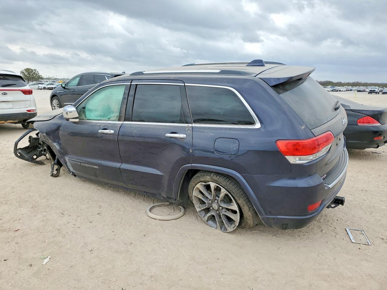 2017 Jeep Grand Cherokee Overland - Фото 2