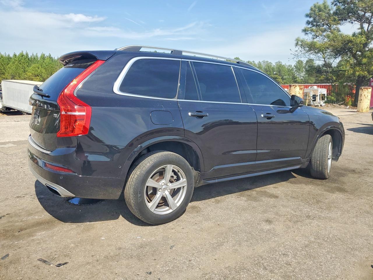 2017 Volvo Xc90 T5 - Фото 3
