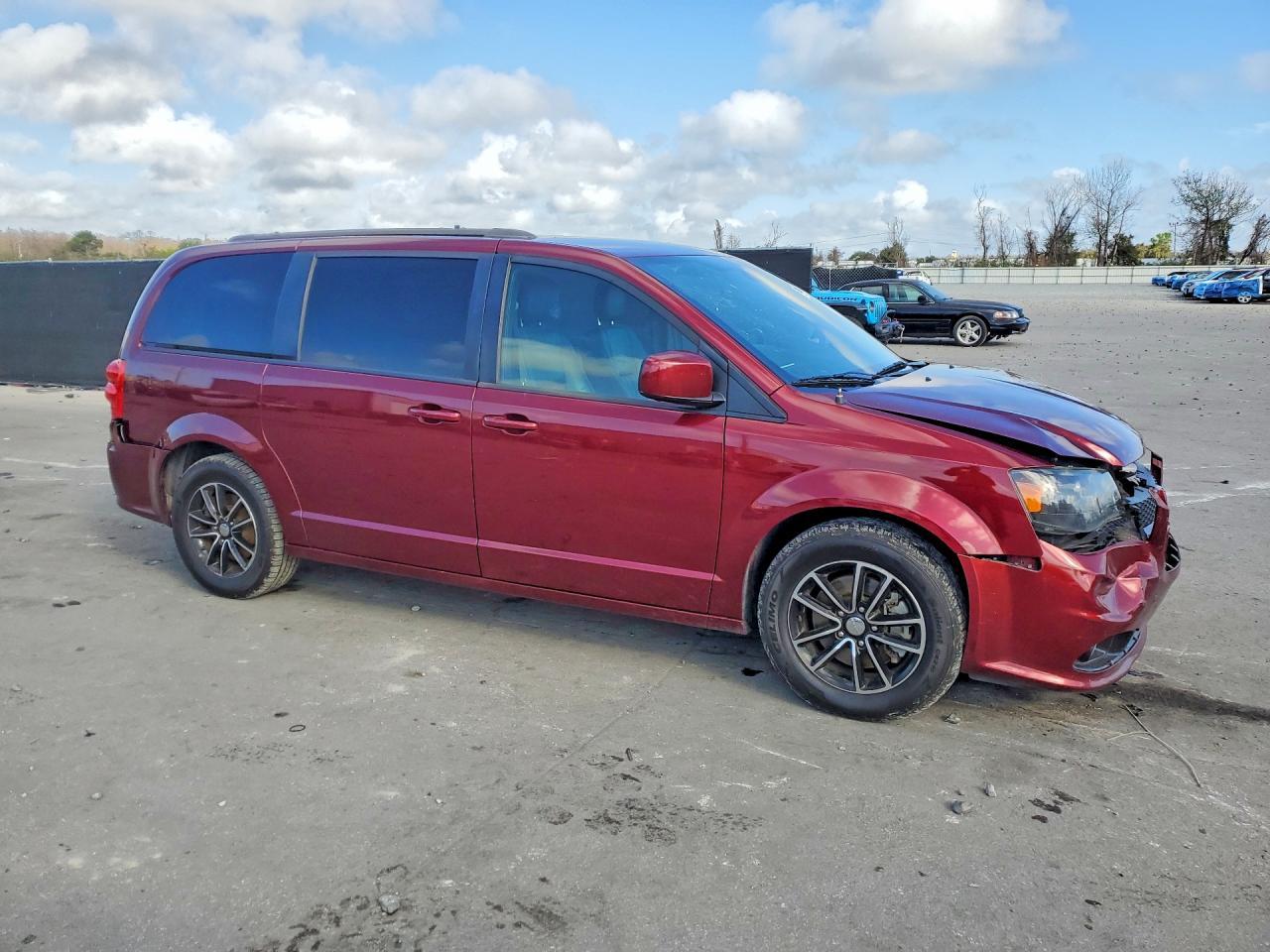 2018 Dodge Grand Caravan Gt - Фото 4