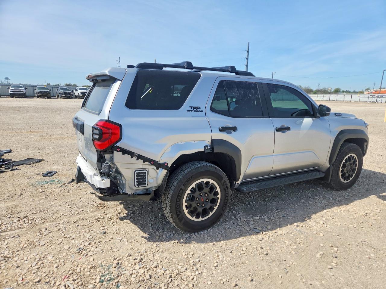 2025 Toyota 4Runner Trd Off-Road Hv - Image 3