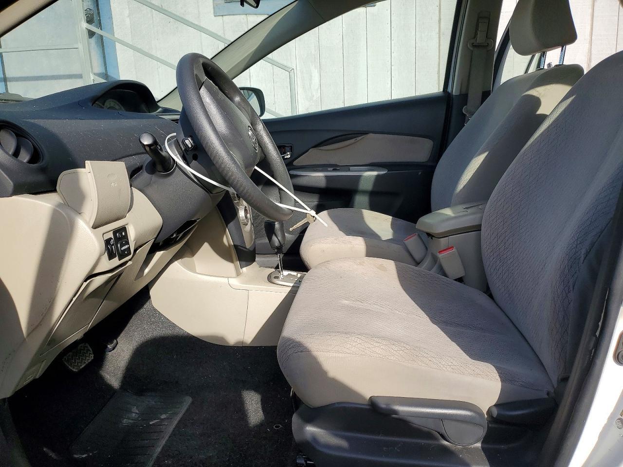 2007 Toyota Yaris Base - Фото 7