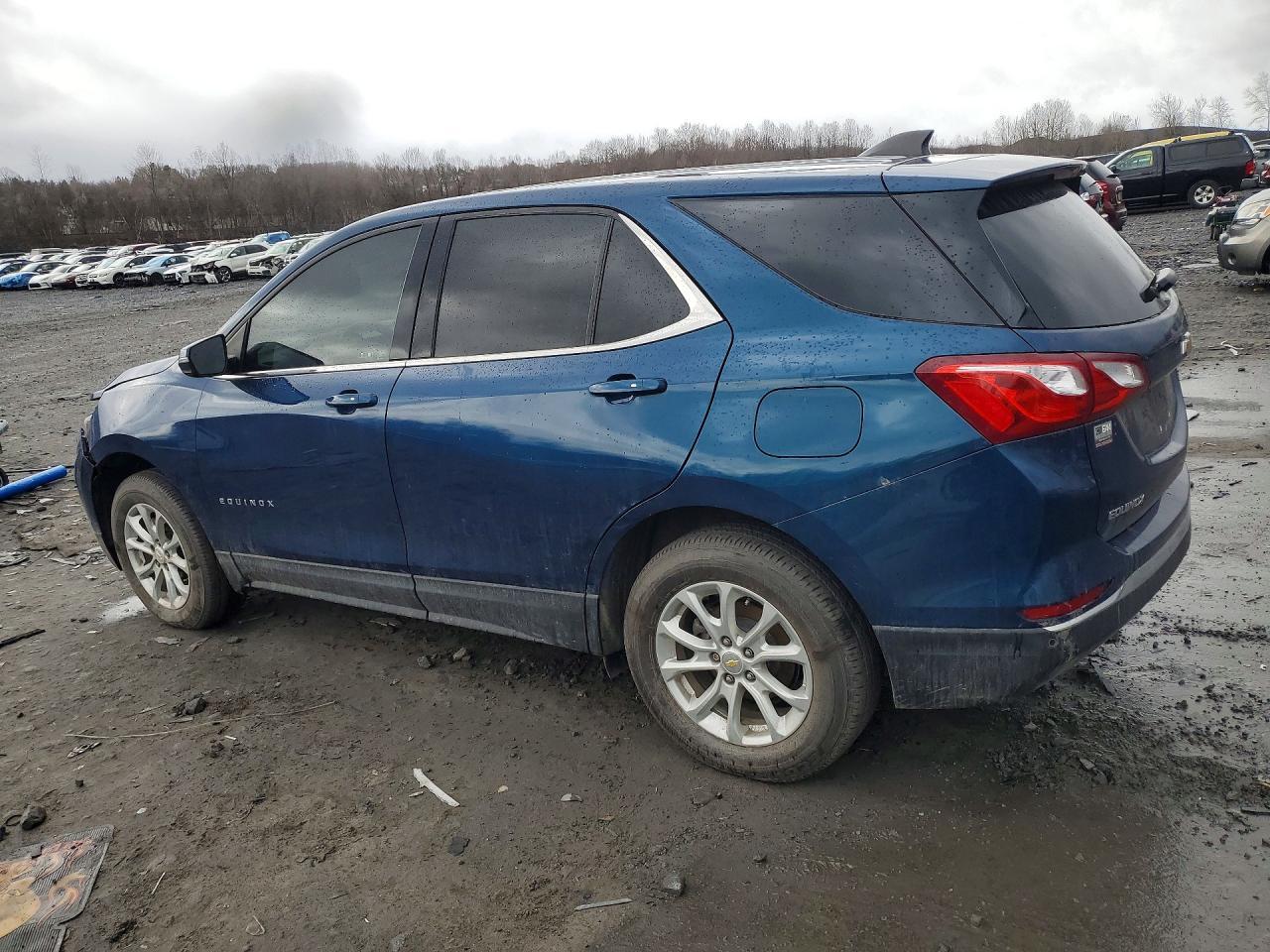 2019 Chevrolet Equinox Lt - Image 2