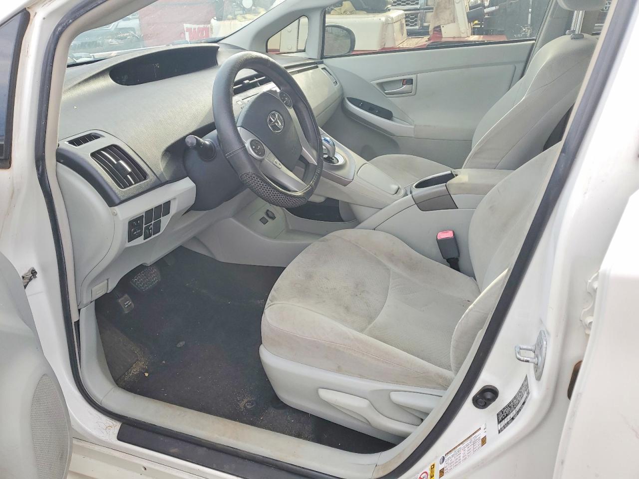 2012 Toyota Prius Two - Image 7
