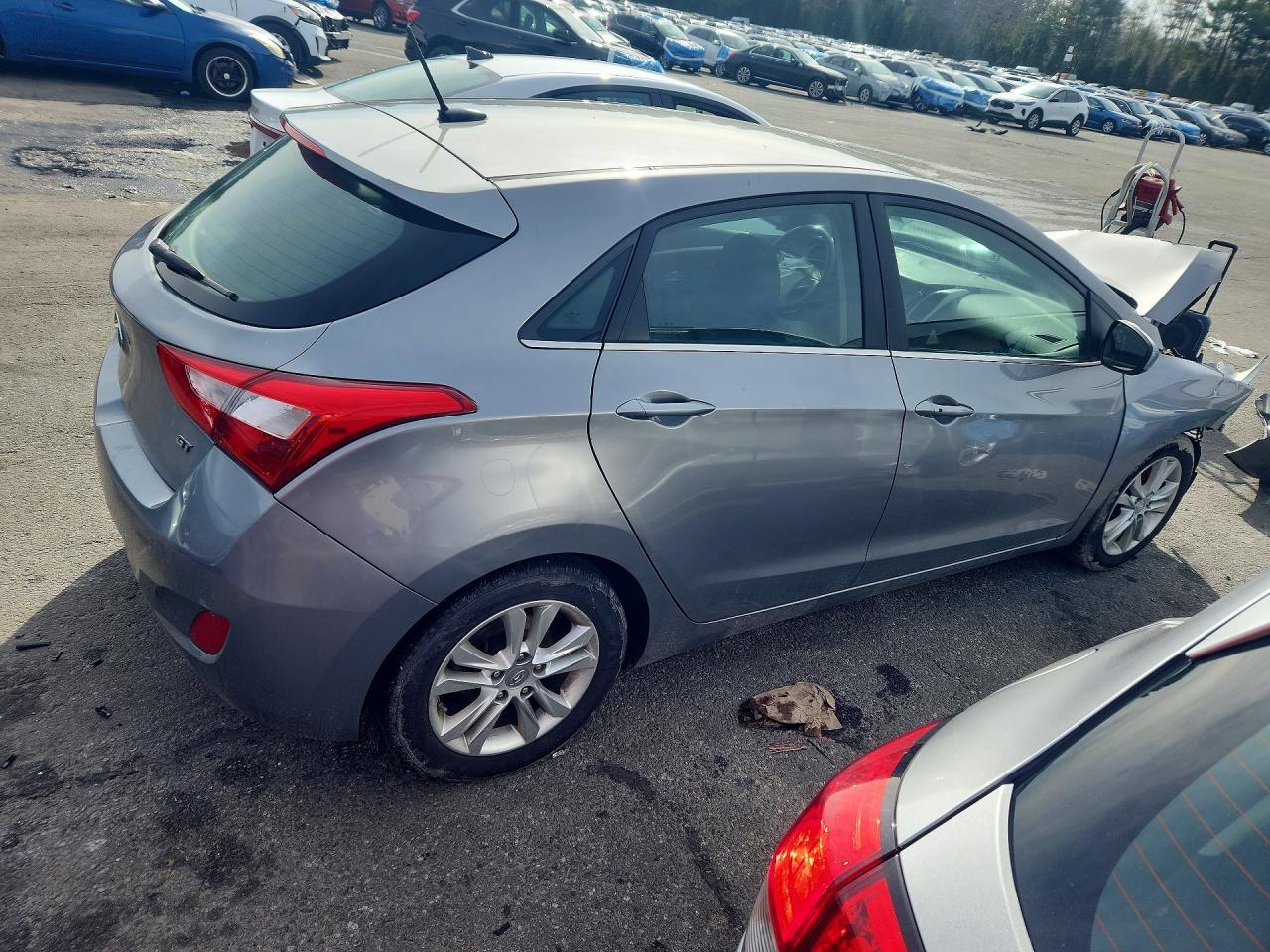 2014 Hyundai Elantra Gt Base - Фото 3