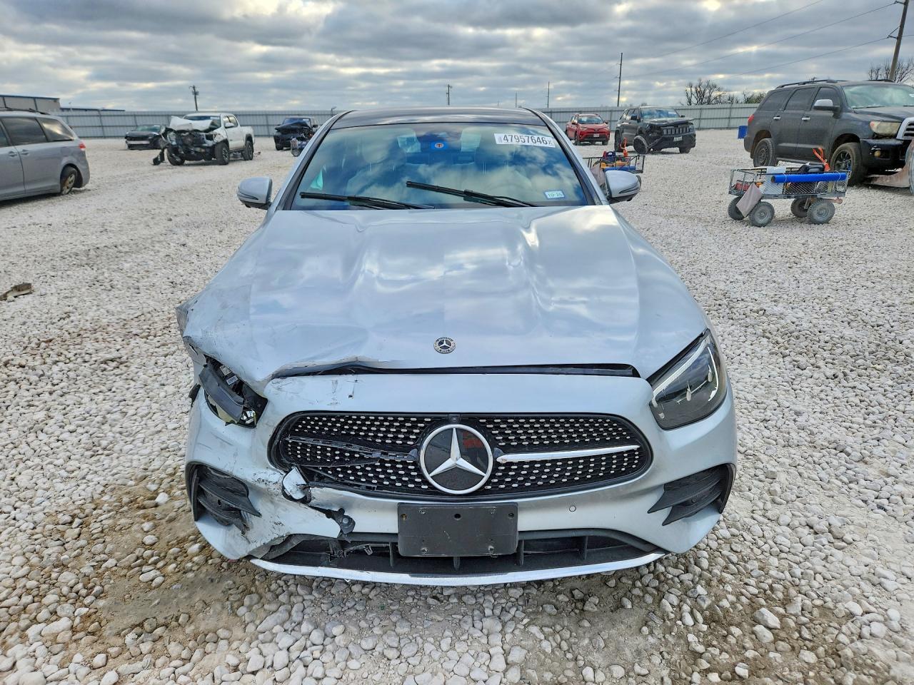 2021 Mercedes-Benz E 450 4Matic - Image 5