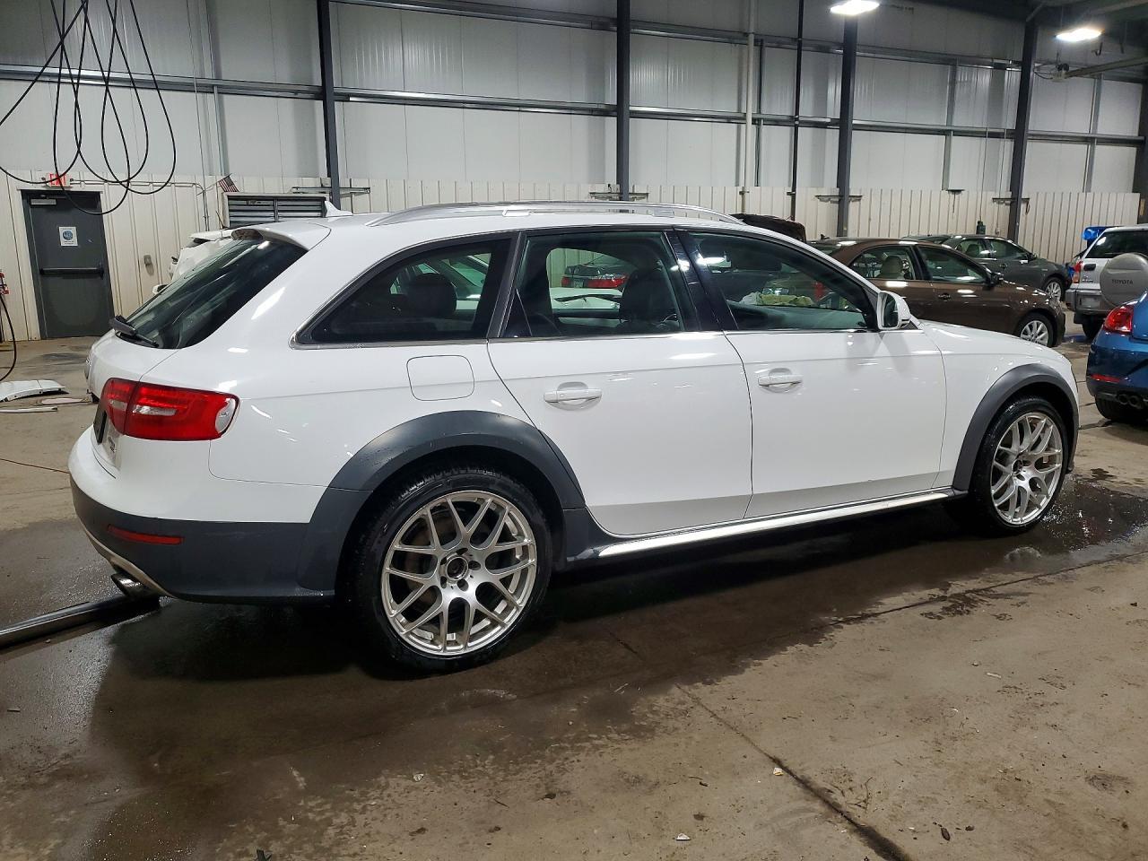 2013 Audi A4 Allroad Premium Plus - Фото 3