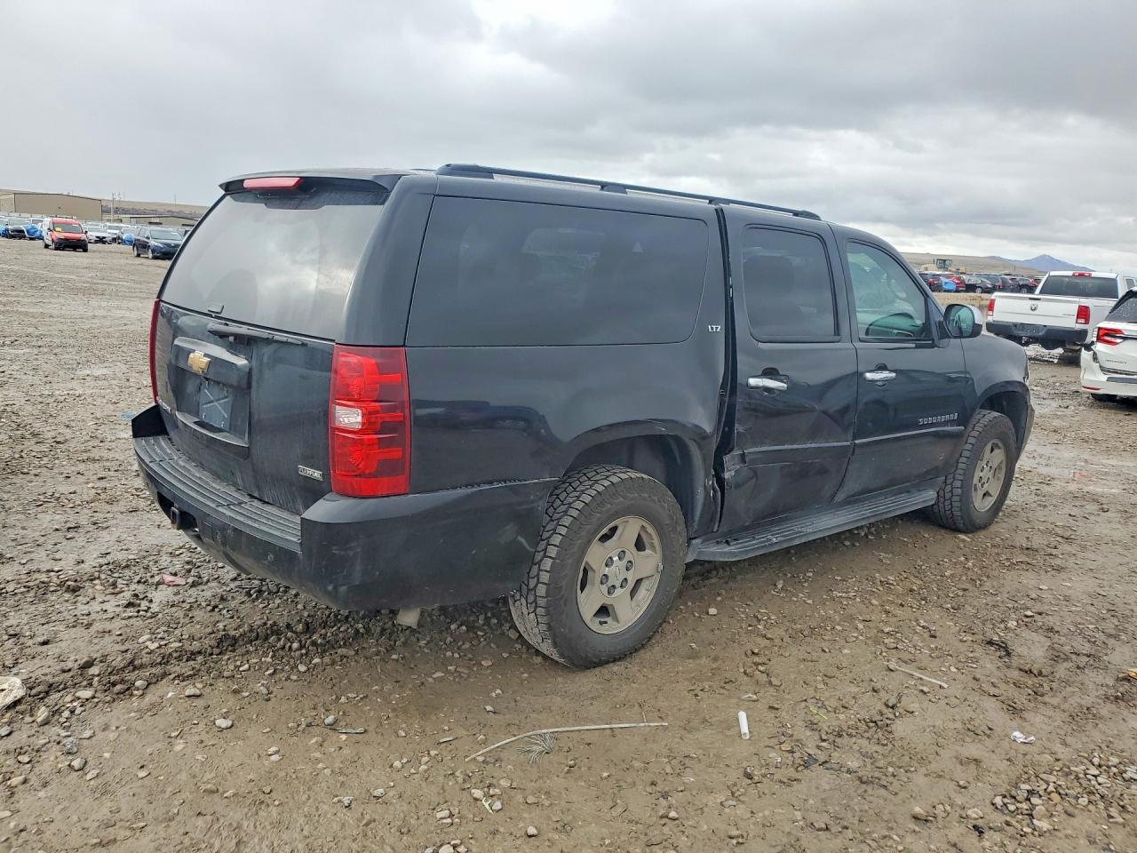 2007 Chevrolet Suburban K1500 - Фото 3